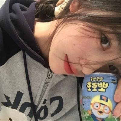 重生被赶出家门，忽悠校花摆地摊